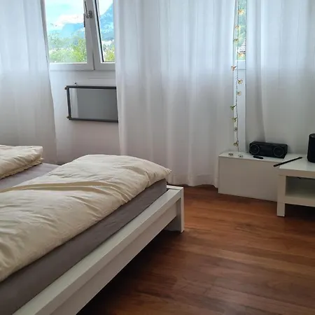 Vesmira_1 *